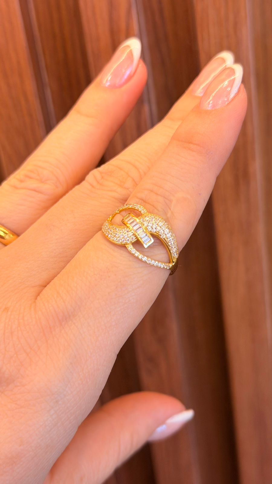 DUMMY - ANILLO DAMA 18K ENTRELAZADO BAGUETTE 18K 2.6G